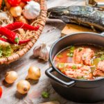 Soupe de poisson et légumes du potager